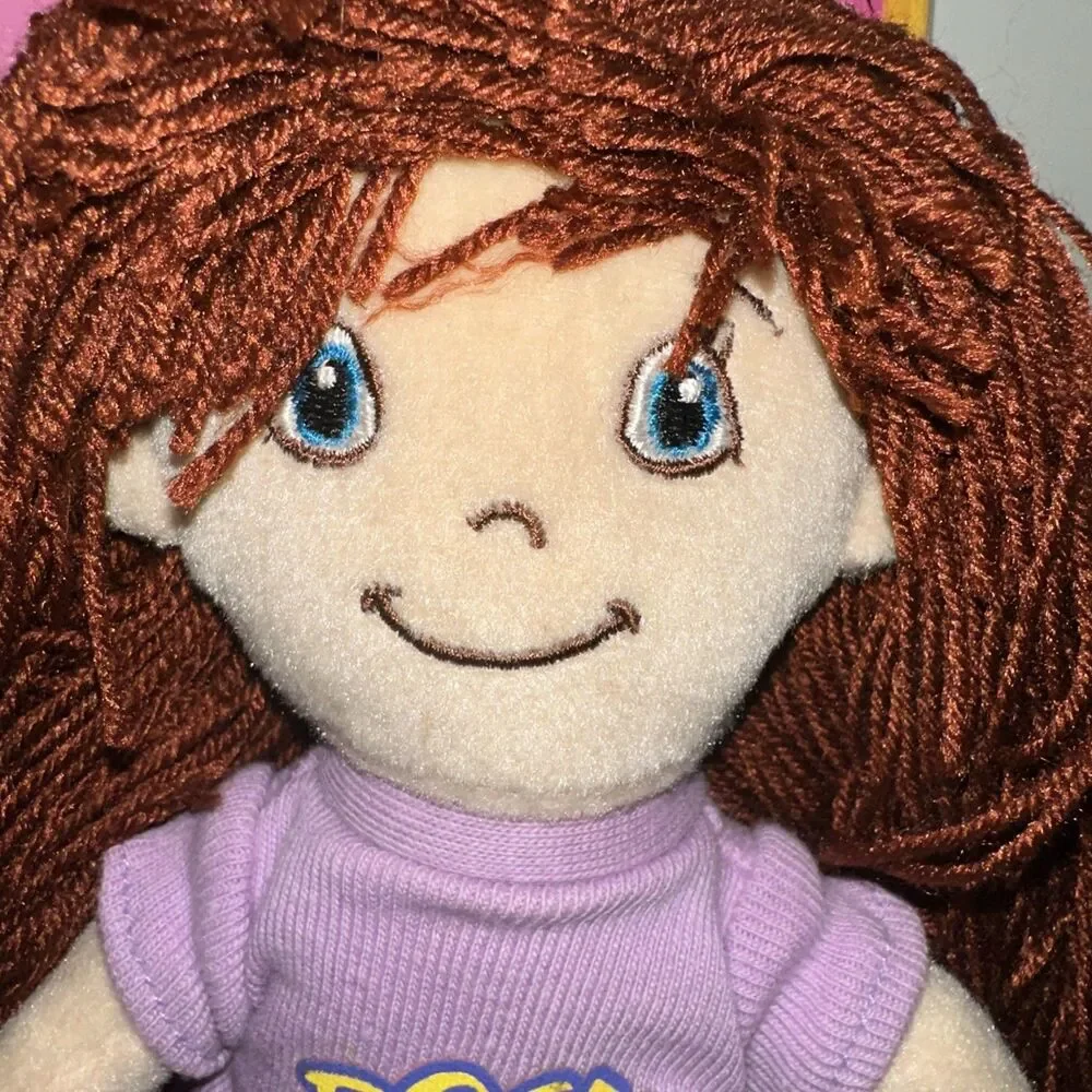 NEW - Cutie Crew Chloe Fully Poseable Doll 12